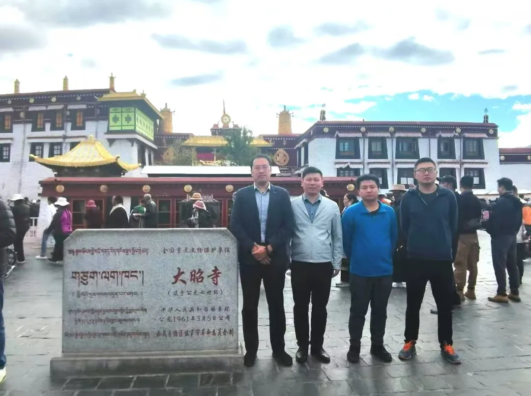 百靈科技參觀大昭寺：汲千年建寺智慧，促企業(yè)轉型發(fā)展